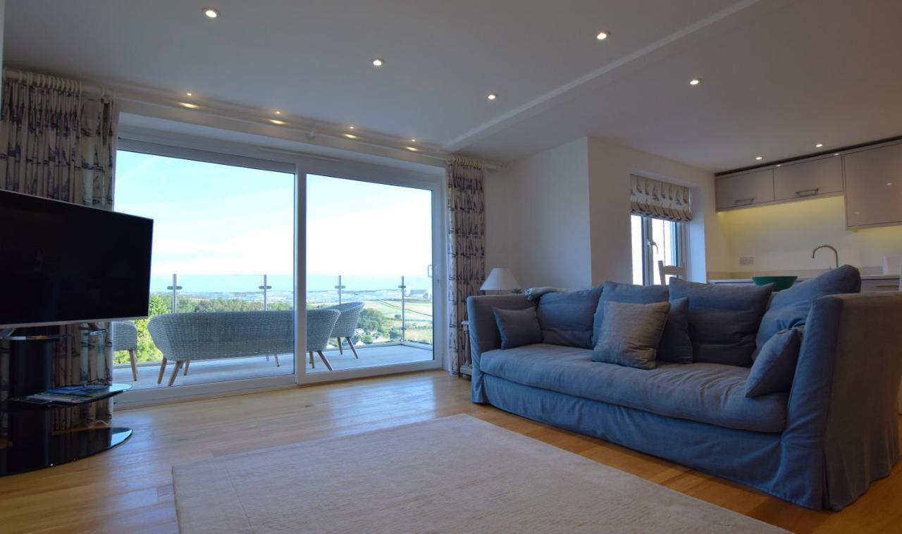 Whispers - 4 Bedroom Modern Family Holiday Home In Salcombe Sleeps 8 エクステリア 写真